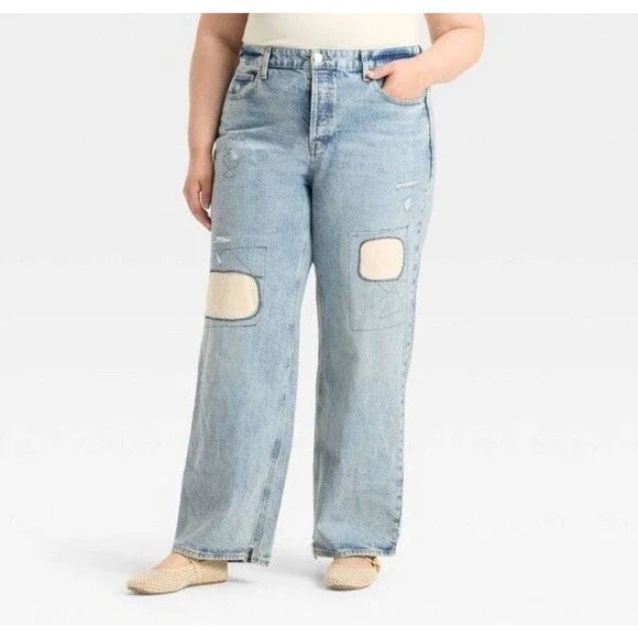 Universal Thread Women's Mid-Rise Patchwork 90's Baggy Jeans Light Wash Size 12 - Picture 2 of 10